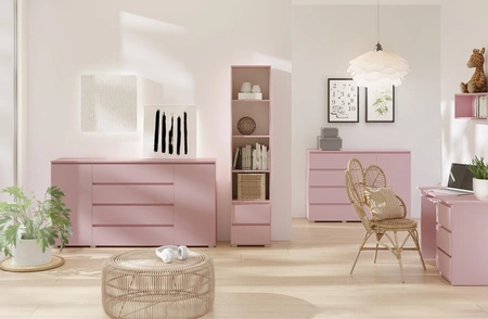 Komoda z szufladami Simple 138 cm pudrowy róż funkcjonalny mebel do pokoju dziewczęcego prosta konstrukcja