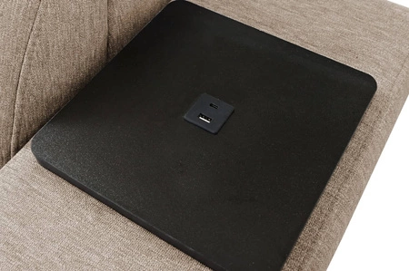 Narożnik z funkcją spania Tesalia VIII beżowy prawostronny komfortowy narożnik do salonu z innowacyjną funkcją przesuwanego oparcia