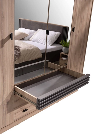 Szafa z lustrem Estan 200 cm dąb estana jasny / antracyt nowoczesny design mebla drzwi szafy ozdobione lamelami