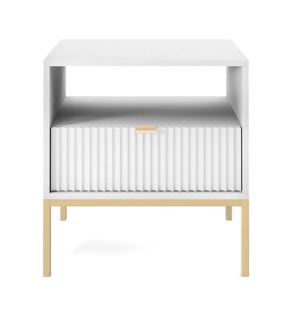 Szafka nocna z szufladą Lovro biała gustowny ryflowany dekor idealna szafka do sypialni złote metalowe dodatki
