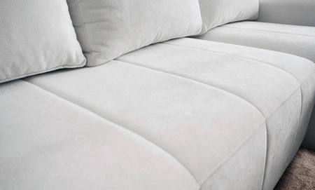 Narożnik z funkcją spania Bovec ecru prawostronny stylowy narożnik rozkładany o ergonomicznym kształcie hydrofobowa tkanina