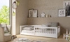 Łóżko drewniane Alova 70x140 cm białe łóżko dziecięce wykonane z litego drewna sosnowego stabilna konstrukcja zapewnia bezpieczeństwo