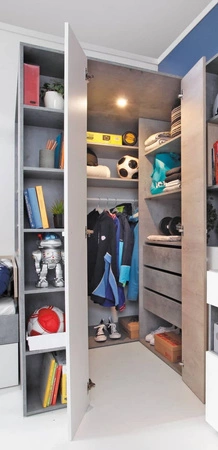 Szafa narożna Epsilon beton / biała / dąb idealna jako garderoba użytkowa i pojemna z szufladami i półkami