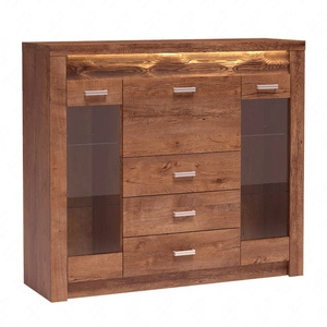 Komoda z szufladami Indiana 137 cm jesion jasny elegancka stylistyka komody z przeszkleniem ozdobna deska na froncie komody oświetlona LED