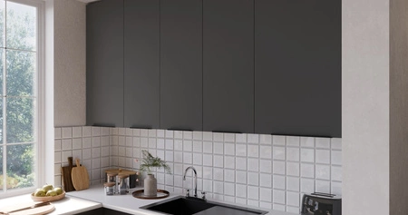 Zestaw mebli kuchennych narożny Aversa Wh 290x230 cm stylowe szafki kuchenne z frontami wykonanymi w technologii anti fingerprint