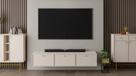 Szafka RTV wisząca Kioto IV 180 cm beżowa stylowy design podkreślony subtelną kolorystyką szafka z drzwiami otwieranymi do dołu