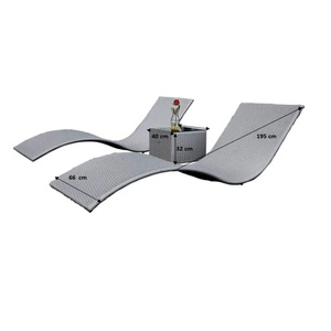 Leżaki ogrodowe Successo szare unikalna i oryginalna stylistyka zestaw leżaków ze stolikiem wykonanie z wytrzymałego technorattanu