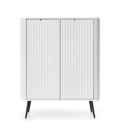 Komoda Zoya 103 cm biała elegancki design owalny kształt bryły osadzony na czarnych metalowych nogach gustowny ryflowany front