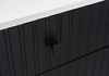 Komoda z szufladą Senja 140 cm biała / czarna elegancki design ozdobny ryflowany front z metalowym uchwytem