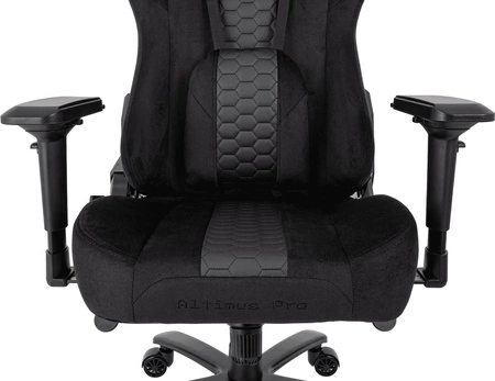 Fotel gamingowy Altimus Pro czarny wygodne siedzisko wykonane z trwałej alcantary regulowane podłokietniki i oparcie stabilny stelaż