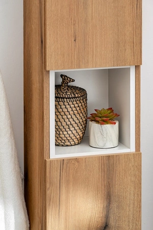 Słupek łazienkowy wiszący Nova 30 cm dąb coast evoke solidnie wykonana szafka łazienkowa o prostym klasycznym designie