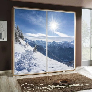 Szafa przesuwna Artistino 205 cm z grafiką zima II korpus szafy w kolorze dąb catania wykonany z płyty o grubości 22mm