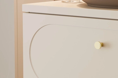 Szafka pod umywalkę Donna Sand 60 cm beżowa stylowa szafka z eleganckim obłym frezowaniem na frontach szuflad złote metalowe uchwyty