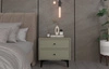 Szafka nocna Kioto I eukaliptus z szufladami idealna szafka do sypialni subtelne uchwyty metalowe nogi