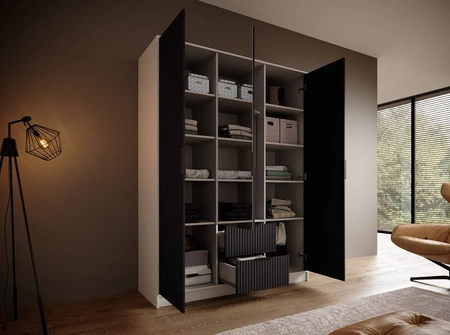 Szafa z lustrem Norel 150 cm biały / czarny stylowa szafa o nowoczesnym designie z ryflowanymi frontami i pojemnymi szufladami