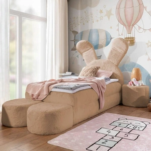 Łóżko kontynentalne Beti Plus 100x200 jasny brązowy uroczy unikatowy zagłówek w kształcie króliczka łózko z szafkami nocnymi i pufami