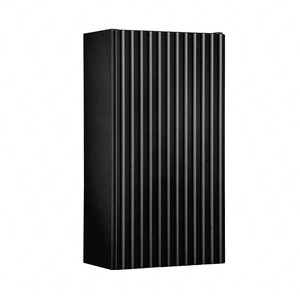 Szafka łazienkowa wisząca Nova 30 cm czarna stylowa szafka do łazienki z oryginalnym pionowym ryflowaniem o wyrazistej kolorystyce
