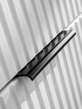 Szafka pod umywalkę Adeel 40 cm biała elegancka szafka do łazienki odporna na działanie wilgoci i uszkodzenia z ryflowanym frontem