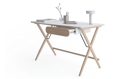 Biurko Match 135 cm biały / dąb jasny stylowe biurko z szufladą ergonomiczny blat subtelne połączenie funkcjonalności i elegancji