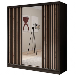 Szafa przesuwna z lustrem Ida 200 cm czarna stylowe lamele zdobiące drzwi szafy wnętrze wyposażone w pojemne szuflady