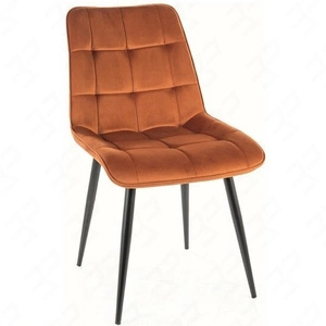 Krzesło tapicerowane Chic cynamonowe nowoczesne oraz funkcjonalne krzesło z metalowymi nogami