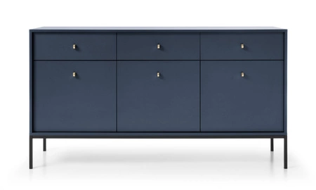 Komoda z szufladami Mono 154 cm granatowa minimalistyczny design stylowy złoty uchwyt prosta forma wzbogacona o metalowe elementy