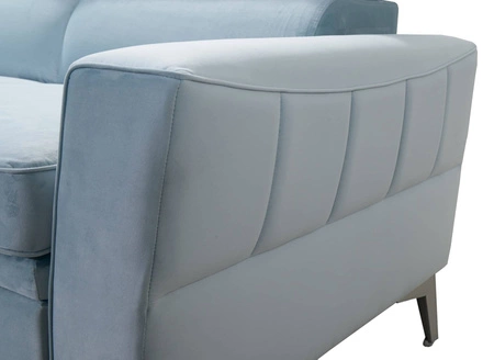 Narożnik z funkcją spania Rava jasny beż lewostronny velvet komfortowy i funkcjonalny narożnik z regulowanymi zagłówkami