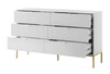 Komoda z szufladami Lovro 154 cm biała nowoczesny design zachwyci miłośników wyrazistych wnętrz ryflowane fronty złote dodatki