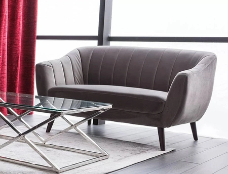 Sofa Elite beżowa prosta i stylowa sofa wpisująca się w każdą aranżację sofa z drewnianymi nogami