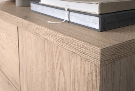 Komoda z szufladami Grand 139 cm dąb cremona nowoczesny design funkcjonalna komoda z zaoblonymi detalami idealna do salonu lub sypialni