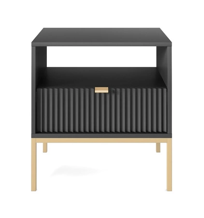 Szafka nocna z szufladą Lovro czarna gustowny ryflowany dekor idealna szafka do sypialni złote metalowe dodatki