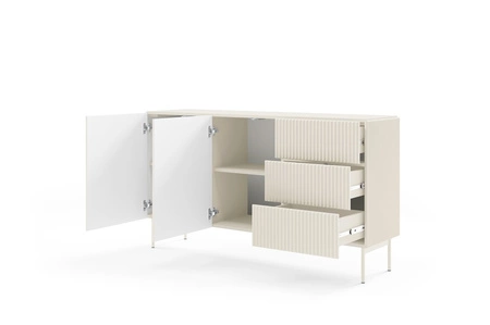 Komoda z szufladami Muti 147 cm beżowa stylowa komoda z designerskim ryflowaniem wysokie nogi podkreślają elegancką stylistykę