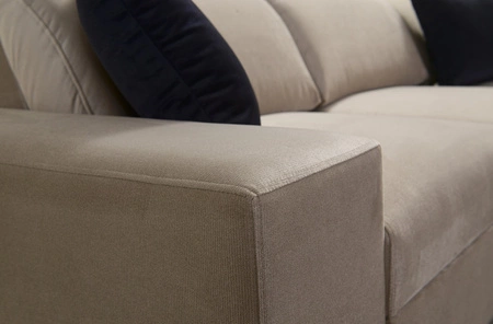 Narożnik z funkcją spania Kelly Sleek II jasny brąz prawostronny elegancki narożnik do salonu wykonany z wytrzymałej plecionej tkaniny