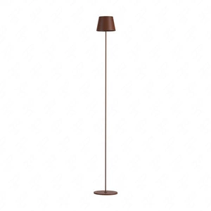 Lampa podłogowa Stage brązowa 4W 3000K nietuzinkowa dekoracja wnętrza konstrukcja lampy LED z możliwością regulacji wysokości