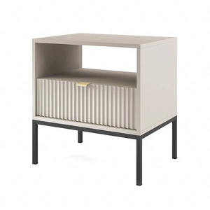 Szafka nocna z szufladą Lovro beżowy gustowny ryflowany dekor idealna szafka do sypialni złoty uchwyt krawędziowy