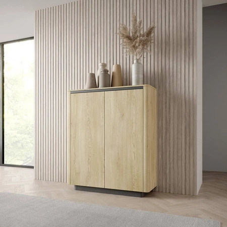 Komoda wysoka Torro 113 cm dąb cremona / czarny elegancki design zaokrąglone krawędzie bezuchwytowe fronty z systemem push to open