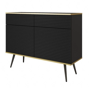 Komoda z szufladami Luxury 107 cm czarna stylowa komoda z ryflowanymi frontami korpus zwieńczony złotą listwą czarne metalowe nogi