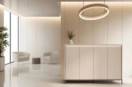 Komoda Trend 152 cm beżowa elegancka komoda z ciekawym ryflowaniem na frontach bryła wsparta na metalowych smukłych nogach