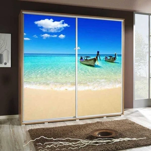 Szafa przesuwna Artistino 205 cm z grafiką plaża korpus szafy w kolorze dąb catania wykonany z płyty o grubości 22mm