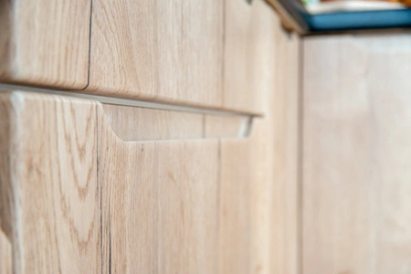 Szafka kuchenna stojąca z szufladami Zova D60 S/3 biały / dąb halifax pojemna szafka odporna na wilgoć i uszkodzenia frezowane uchwyty