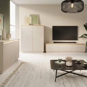 Zestaw mebli Imperial beżowy stylowa meblościanka bryły z frezowanymi frontami i eleganckimi uchwytami w kolorze szczotkowanego złota