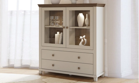 Komoda wysoka Evora 126 cm beżowa / dąb dunin zachwyci miłośników wyrazistych wnętrz idealna do salonu lub jadalni