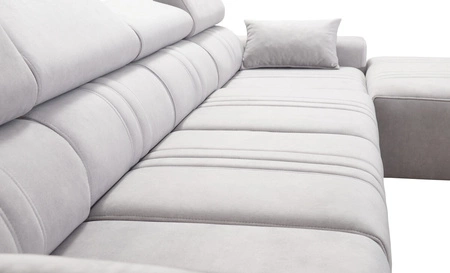 Narożnik z funkcją spania Castel XII beżowy prawostronny stylowy i wygodny narożnik do salonu funkcjonalne regulowane zagłówki