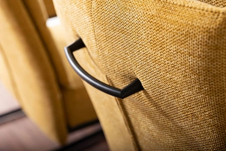 Krzesło tapicerowane Berry żółte nowoczesne oraz funkcjonalne krzesło do jadalni z metalowymi płozami krzesło z uchwytem