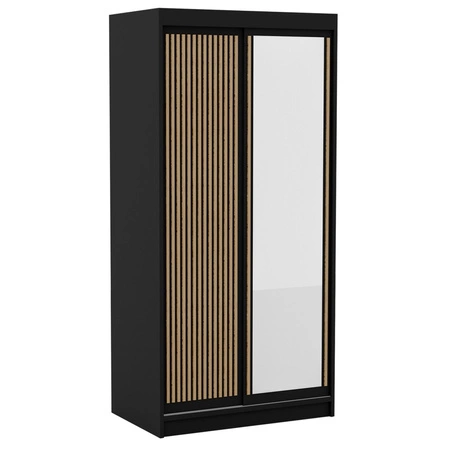 Szafa przesuwna z lustrem Delia 100 cm czarna stylowa szafa z ozdobnymi lamelami w kolorze drewna wpasuje się do każdej aranżacji