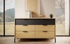 Komoda z szufladami Baltic 137 cm dąb baltic / czarny elegancki design komoda do sypialni z ryflowanymi frontami uchwyty krawędziowe