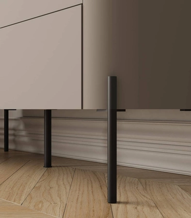 Komoda z szufladami Belle 163 cm ciemny beżowy elegancka komoda o zaokrąglonym kształcie system otwierania push to open metalowe czarne nogi