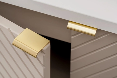 Zestaw mebli łazienkowych Viva beżowy / biały elegancki design subtelna kolorystyka podkreślona frezowaniem w kształcie jodełki