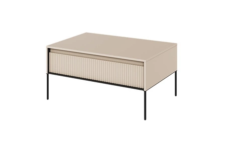 Stolik kawowy Trend beżowy nowoczesny i elegancki design stolik z charakterystycznym ryflowanym frontem osadzony na metalowych nogach