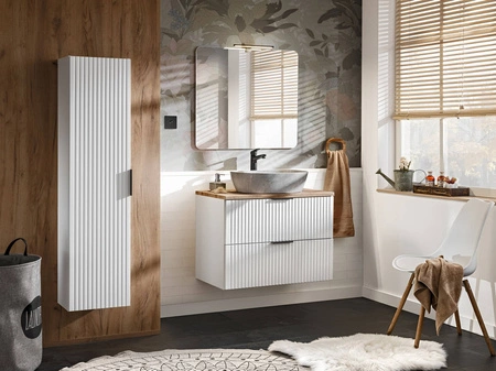 Słupek łazienkowy wiszący Adeel 35 cm biały szafka odporna na działanie wilgoci i wysokiej temperatury gustowne ryflowane fronty